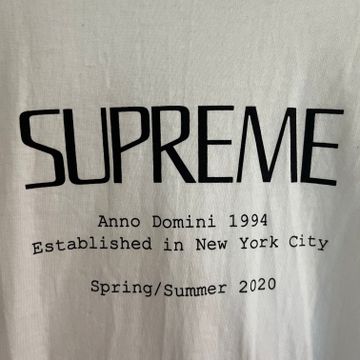 Supreme - Tops & T-shirts, T-shirts | Vinted