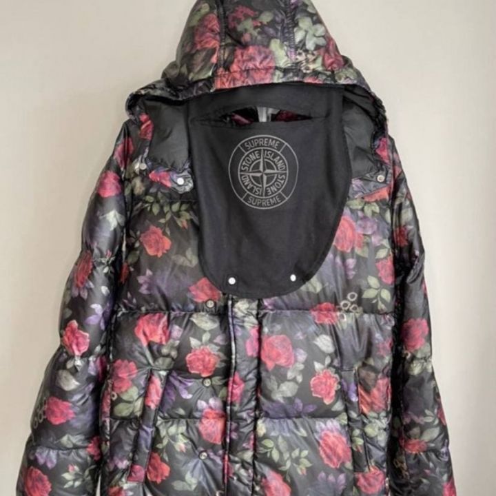 Stone island x Supreme - Jackets, Down jackets | Vinted