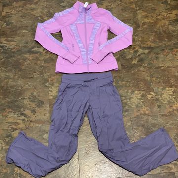 ivivva - Clothing bundles (Lilac, Grey)