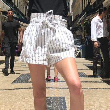 Zara - High-waisted shorts (White)