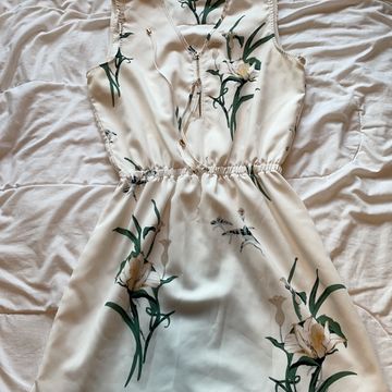 Point zéro  - Summer dresses (White, Green, Beige)