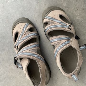 Keen’s - Flat sandals (Beige)