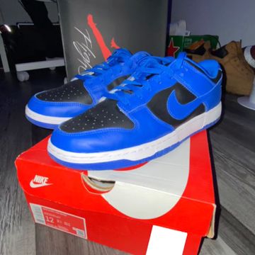 Nike  - Sneakers (White, Black, Blue)