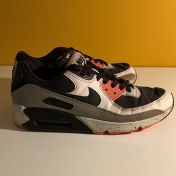 Nike - Sneakers (White, Black, Grey)