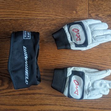 Devo - Gloves & Mittens (White, Black)