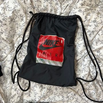 Nike - Backpacks (Black, Red)