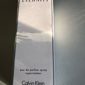 Calvin Klein  - Perfume