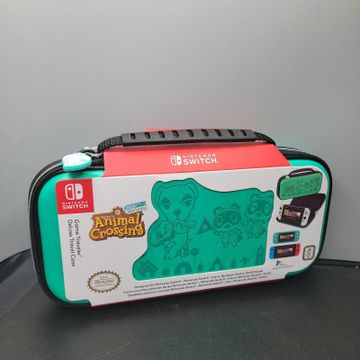 Nintendo Switch Game Traveler Deluxe Travel Case Animal Crossing: New Horizons - Gaming consoles