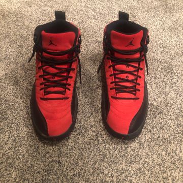 Jordan 12 flu hot sale game size 9