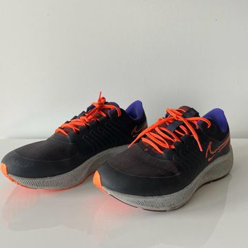 Nike  - Course (Noir, Orange, Mauve)