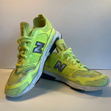 New Balance - Sneakers (White, Black, Yellow)
