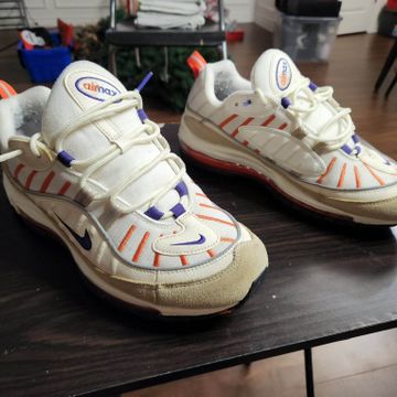 Nike - Sneakers (White, Orange, Purple, Beige)
