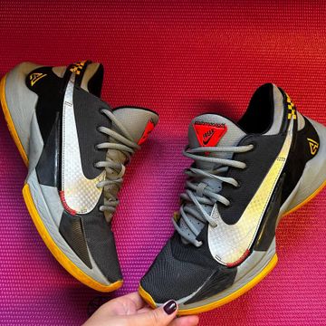 Nike - Sneakers (Black)