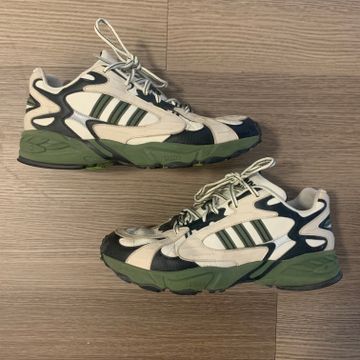 Adidas - Sneakers (Vert, Gris, Beige)