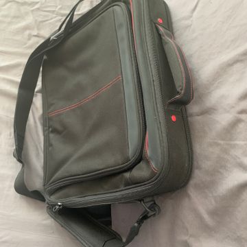 Unbranded - Laptop bags (Black, Red)