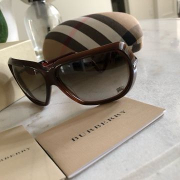 Burberry - Sunglasses (Brown)