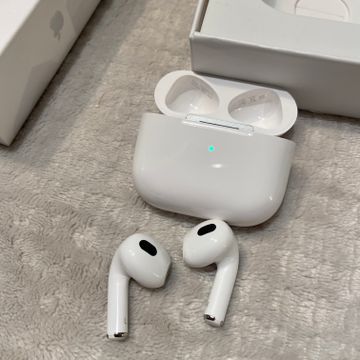 Apple - Other tech accessories