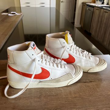 Nike - Indoor training (White, Orange)