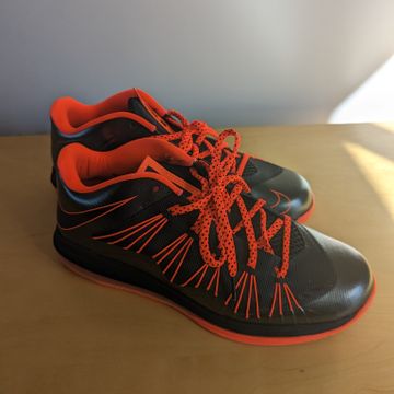 Nike - Sneakers (Black, Orange)