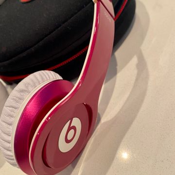 Beats by dr. dre - Other tech accessories