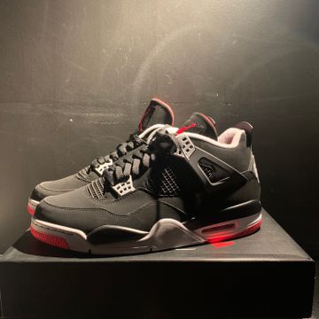 Nike - Sneakers (Black, Red, Grey)