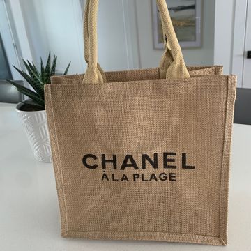 Chanel - Sacs fourre-tout (Noir, Beige)