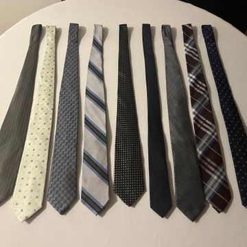 The Tie Bar - Ties & Pocket squares (Blue, Brown, Silver)