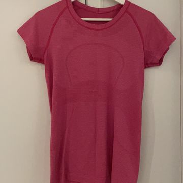 Lululemon  - Tops & T-shirts (Pink)