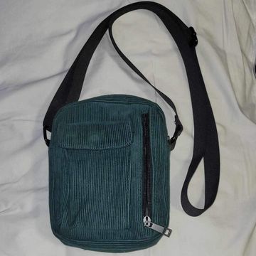 Urban Outfitters  - Shoulder bags (Black, Green)