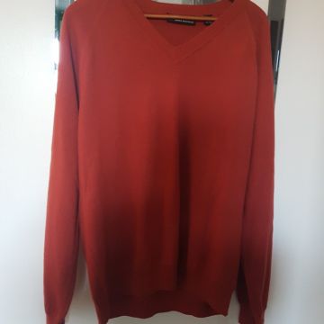 GREG  NORMAN  - V-neck sweaters (Brown, Red)