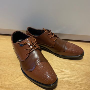 . - Chaussures formelles (Noir, Marron, Orange)