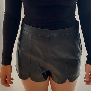 H&M - Shorts en cuir (Noir)