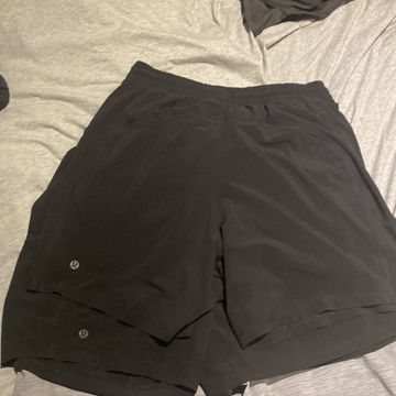 Lululemon - Shorts (Black, Grey)