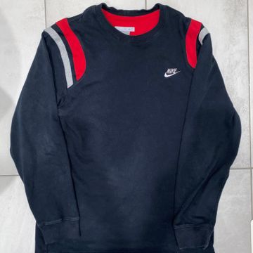 Nike vintage crew on sale sweatshirt