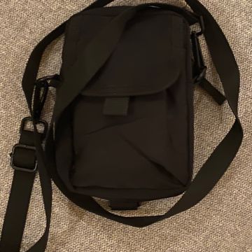 Street Design - Shoulder bags (Black)