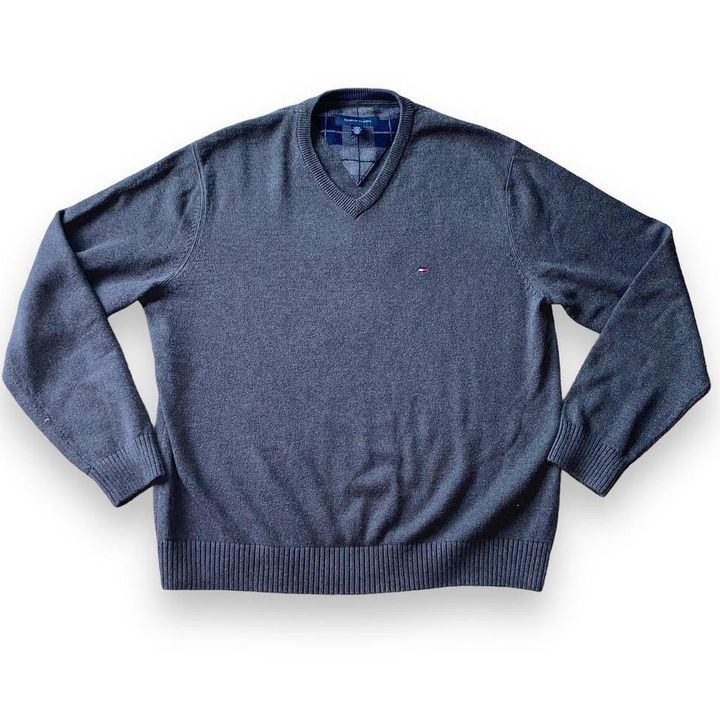 Tommy hilfiger best sale v neck sweatshirt