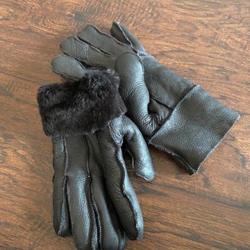 Unknown  - Gloves (Black)