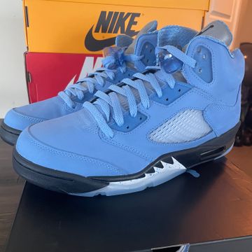 Jordan  - Sneakers