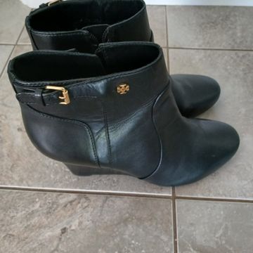 Tory Burch  - Ankle boots & Booties (Black, Gold)