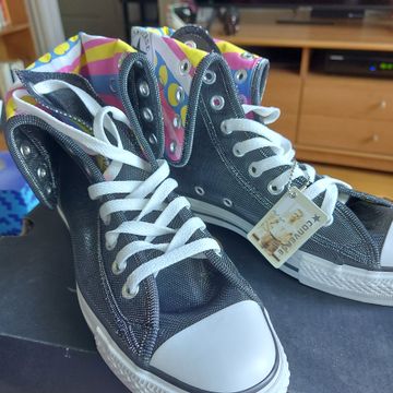Converse - Sneakers (Black, Yellow, Pink, Silver)