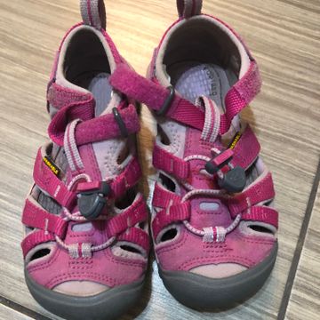 Keen - Sandals & Flip flops (Pink)