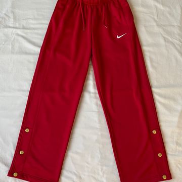 Nike - Joggers & Sweatpants (Red, Gold)