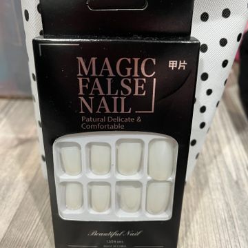Magic false nails - Nail care (White, Black)