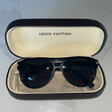 Ochelari soare Louis Vuitton, noi - Vinted