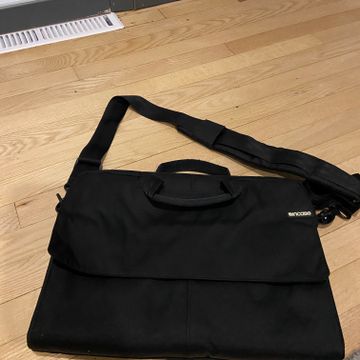 Icase  - Laptop bags (Black)