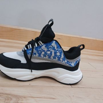 Shoe - Sneakers (White, Black, Blue)