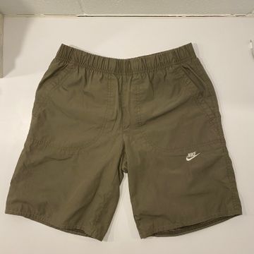 Nike - Shorts & Cropped pants