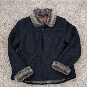 Outback Trading Co Ltd - Faux fur coats (Black, Grey)