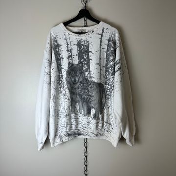 Lakewood’s Bay - Sweatshirts (White, Grey)