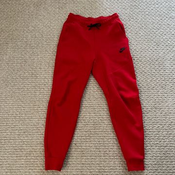 Nike  - Joggers & Sweatpants (Red)